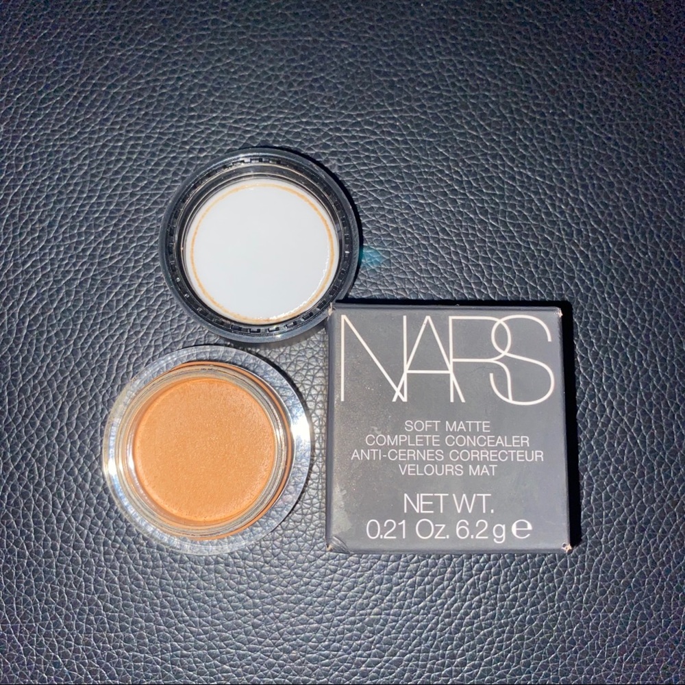 NARS Soft Matte Complete Concealer - Walnut - Picture 5 of 6